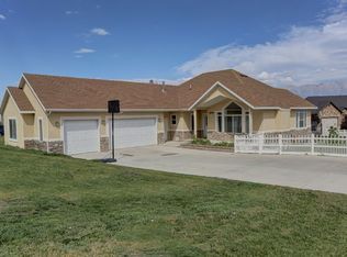 3608 S Lake Mountain Dr, Saratoga Springs, UT 84045