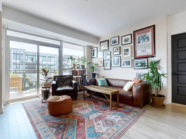 333 Sea Ray Ave #D313, Innisfil, ON L9S