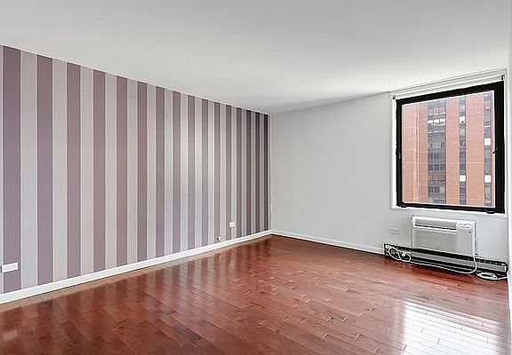 4th image of 1623 3rd Ave APT 21H