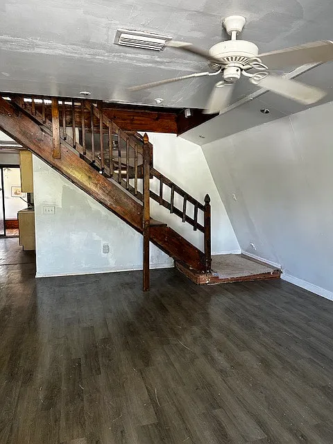 3 bed, 1600 sqft, $1,800 — Photo 4