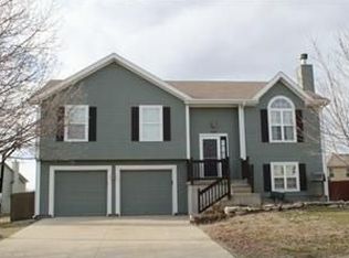 528 N Winwood St, Gardner, KS 66030
