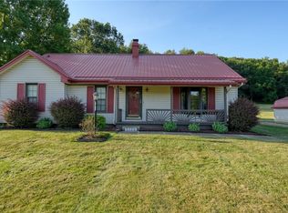 9123 Eckelberry Rd, Cambridge, OH 43725