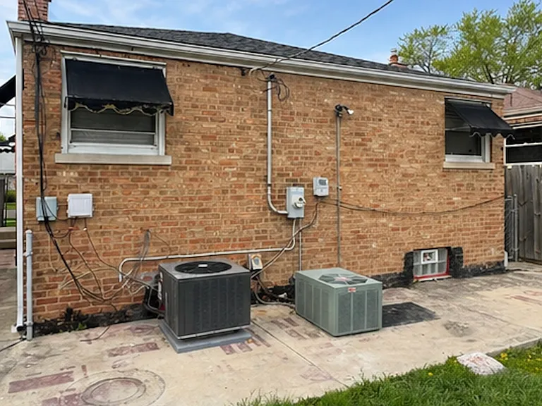 2321 W 81st Pl — Photo 12