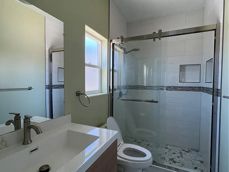 1501 W Delhaven St — Photo 11