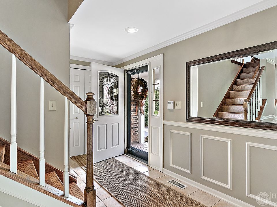 130 Tall Trees Cir, Barrington, IL 60010 Zillow