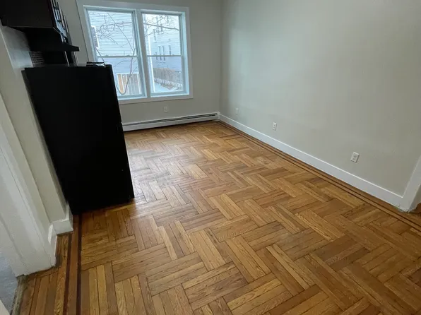 901 Bergen St, Newark, NJ