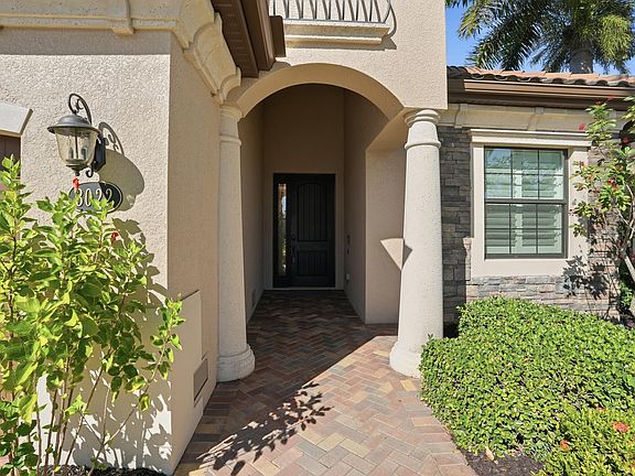 5th image of 3022 Aviamar Cir
