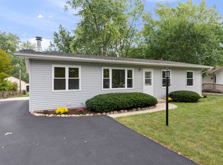 30W161 Allister Ln, Naperville, IL