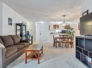 2239 152nd St #211, Surrey, BC V4A 4P1