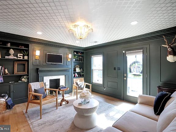 5th image of 708 I St SE