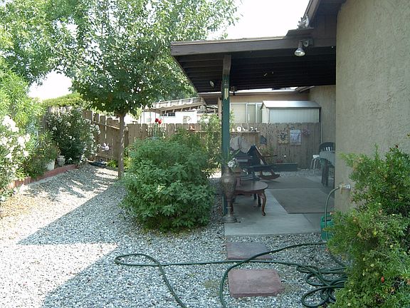 3rd image of 604 Corona St