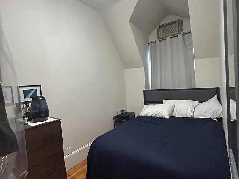 110 E 61st St #4A — Photo 5