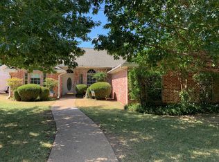 609 Eagles Nest Dr, Hewitt, TX 76643