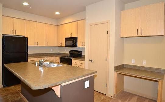 3rd image of 402 Marland St SW APT 13C