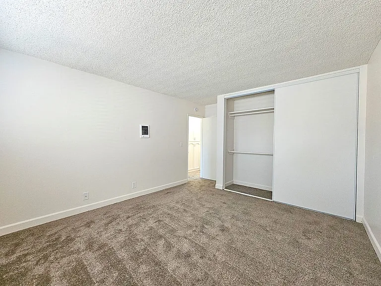 193 W Park Ave — Photo 8