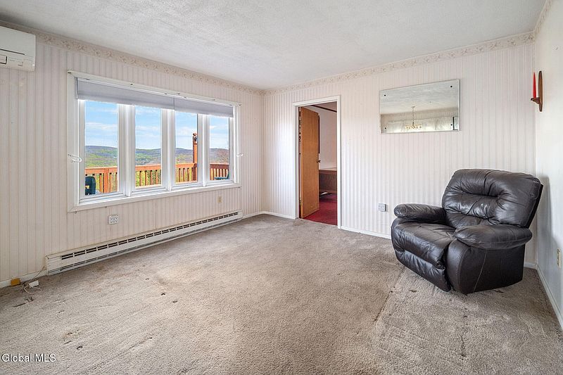 5th image of 315 Ploss Road