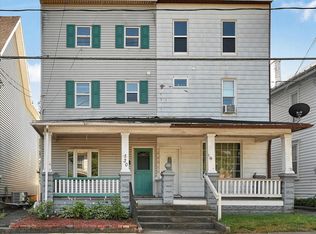 30 E Pottsville St, Pine Grove, PA 17963