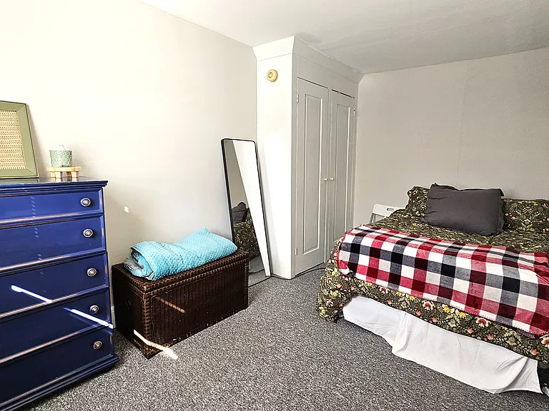 339 W Miner St #C — Photo 8