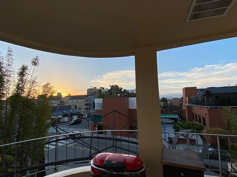 235 Main St #220 — Photo 9