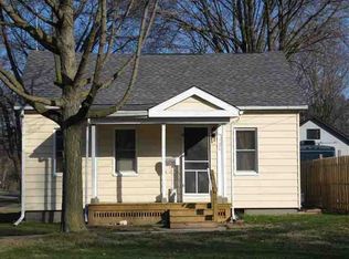 724 N Broad St, Adrian, MI 49221