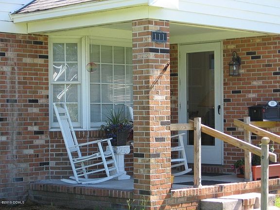 2nd image of 111 Willow St