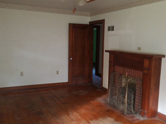 Additional Living Room