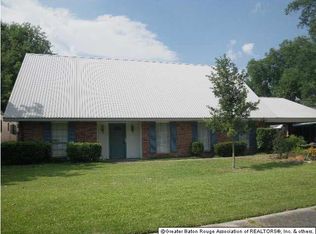 10555 Kenlee Dr, Baton Rouge, LA 70815
