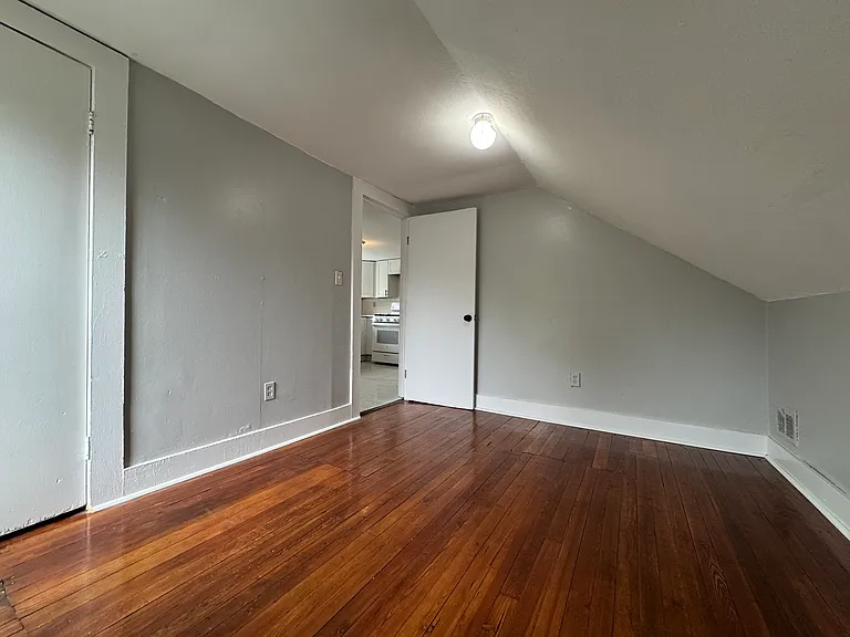 761 Winchester Ave #3C — Photo 13