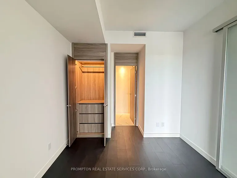 18 Esther Shiner Blvd #740 — Photo 18
