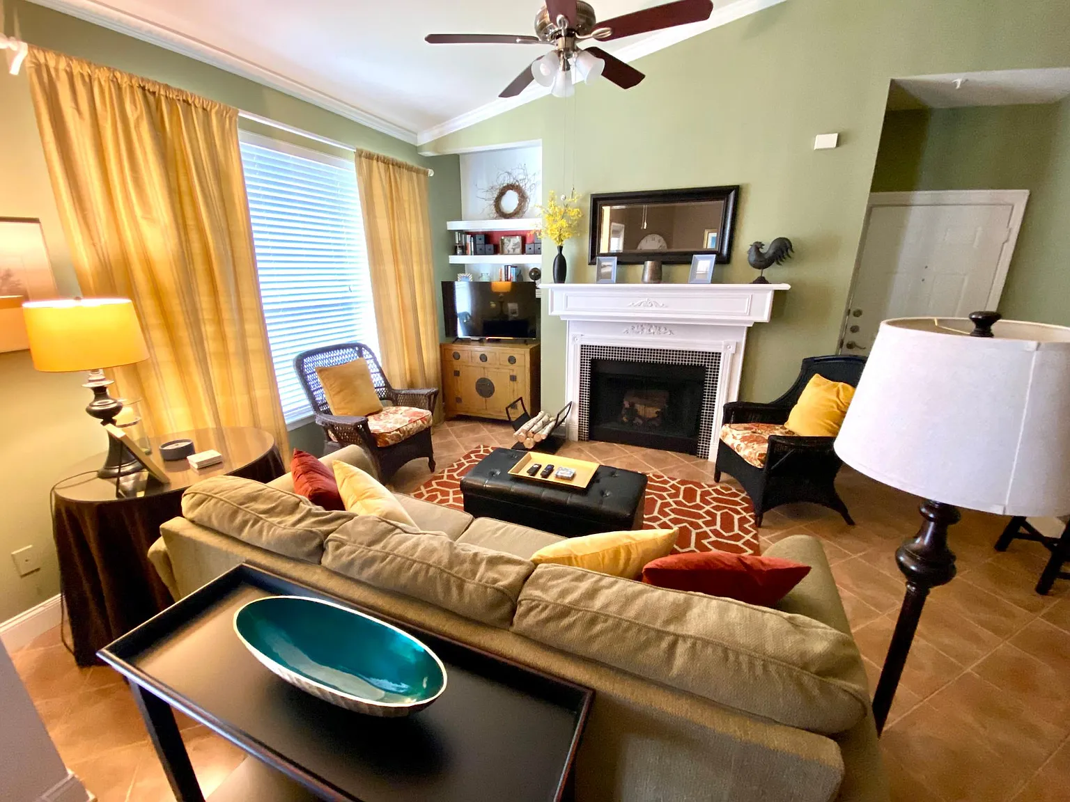 221 Colima Ct — Photo 3