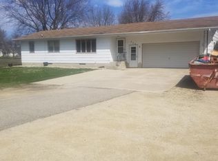 206 E Main St, Ionia, IA 50645