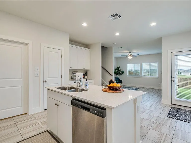 439 White Steppe Way #51 — Photo 3