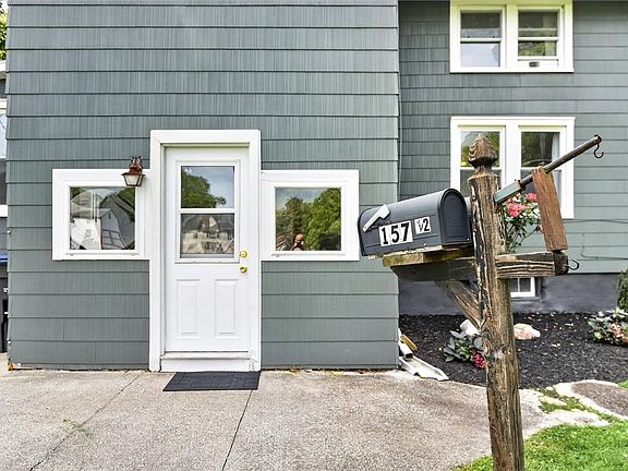 3rd image of 157 Clark St