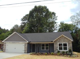 1802 Cooper Ave, Kannapolis, NC 28081