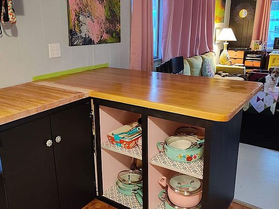 Customized breakfast bar! Isn't it beautiful?