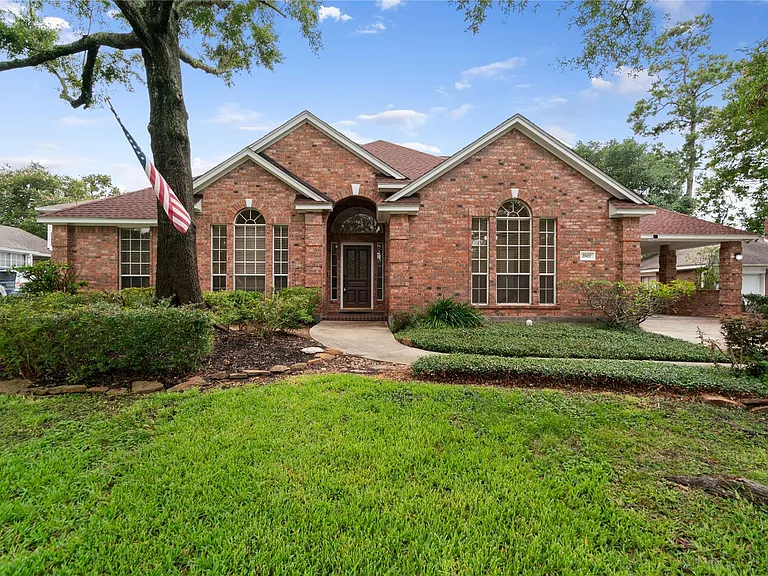 20403 Atascocita Shores Dr — Photo 1