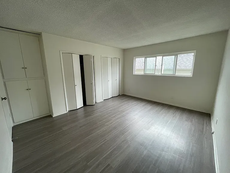 4534 Los Feliz Blvd #205 — Photo 11