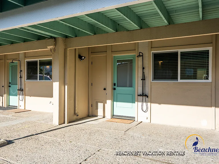 116 Marina Ave #116 — Photo 4