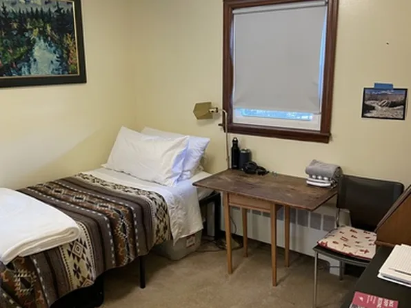 (undisclosed Address), Bedford, MA 01730