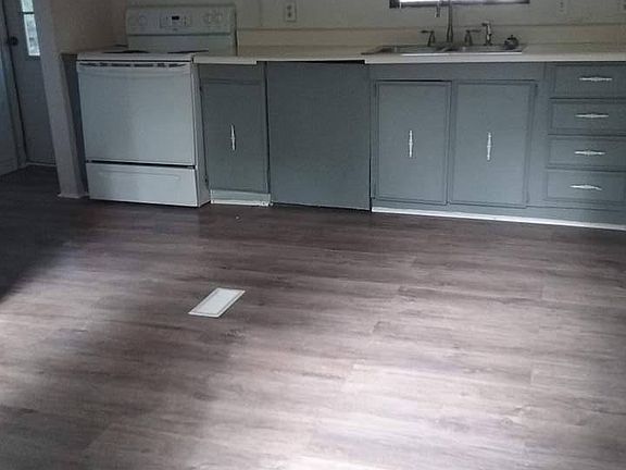 Brand NEW floors in the kitchen and living areas!