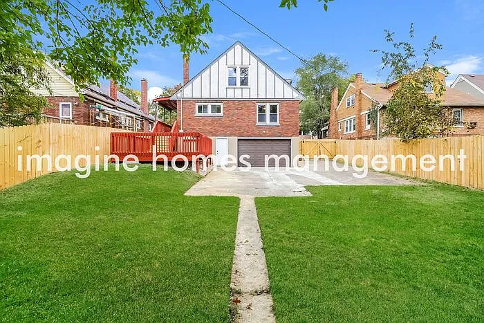 1735 Avonlea Ave — Photo 19