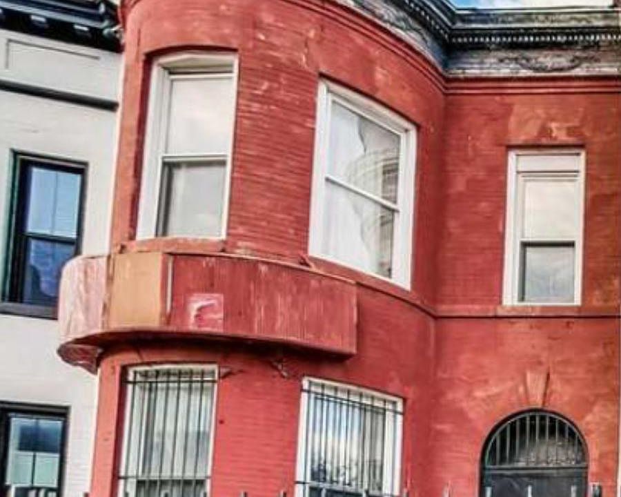 2nd image of 9 New York Ave NW
