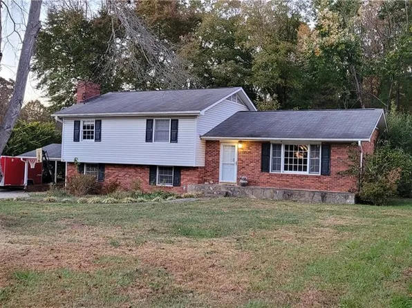 1501 Norwich Rd, Winston Salem, NC 27127