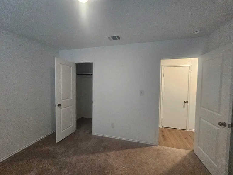 2306 Tornado Aly — Photo 8