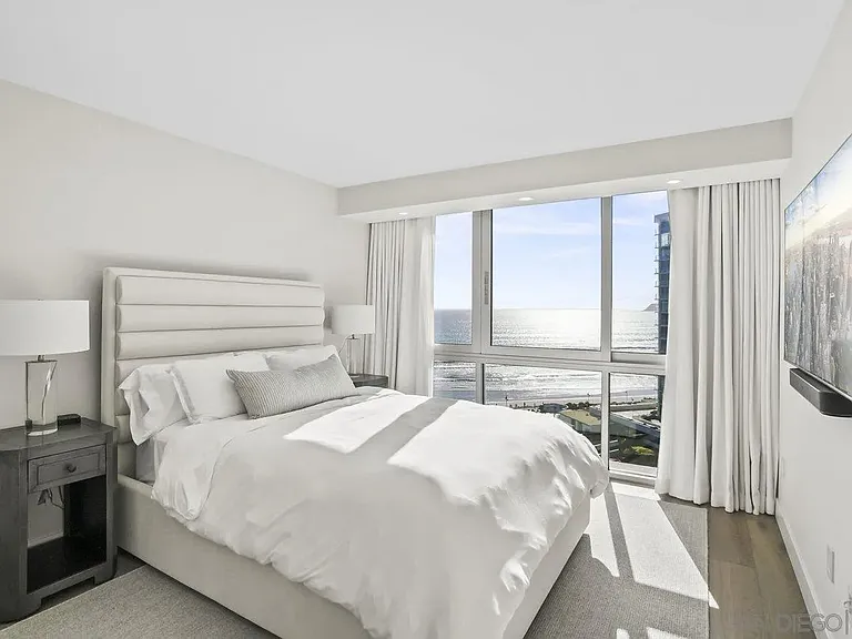 1750 Avenida Del Mundo #904 — Photo 19