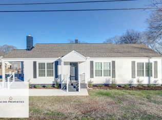 101 Poplar Dr, Greer, SC 29651