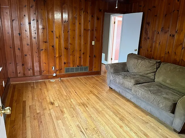 3 bed, 1641 sqft, $2,125 — Photo 4