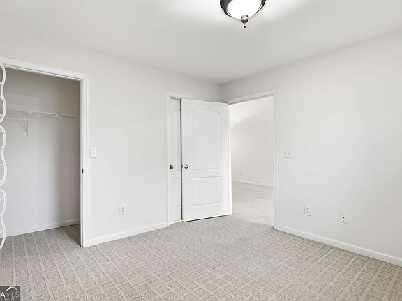 5th image of 6 Brittany Ct #24