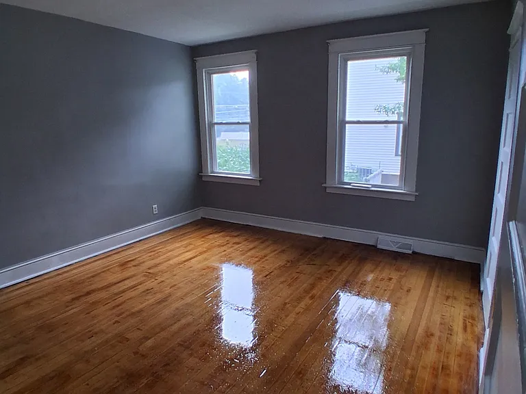 133 Farmington Ave #1 — Photo 12