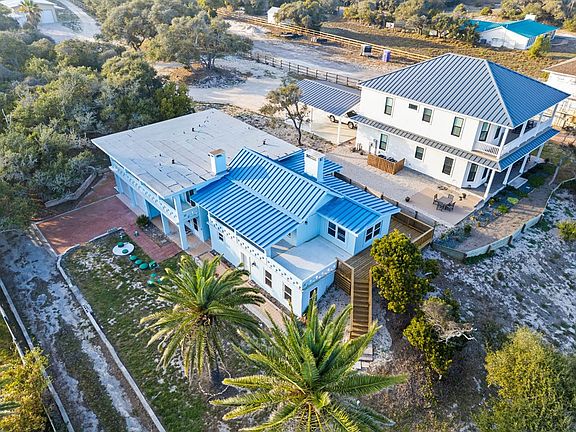 3rd image of 1321 N Fulton Beach Rd